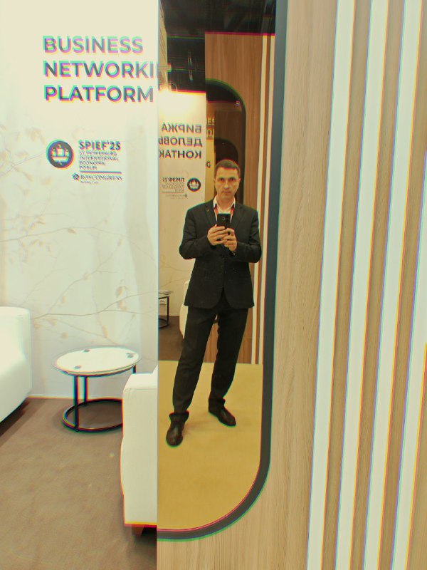 Вы знаете таких дизайнеров, которые не просто картинки